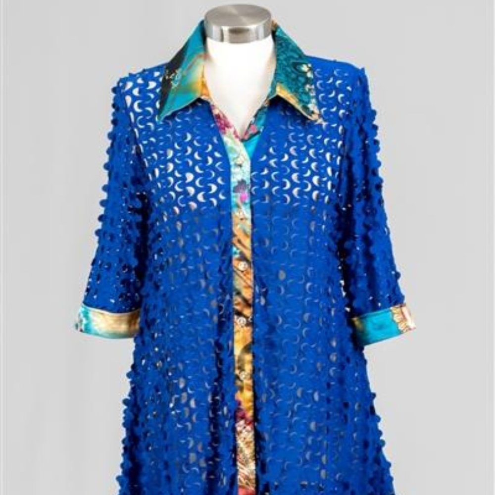 Radzoli 13589 Laser Cut-out Button-front Print Trim Top ( Royal)